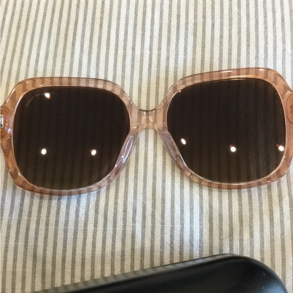 COACH sunglasses - Picture 6 of 13
